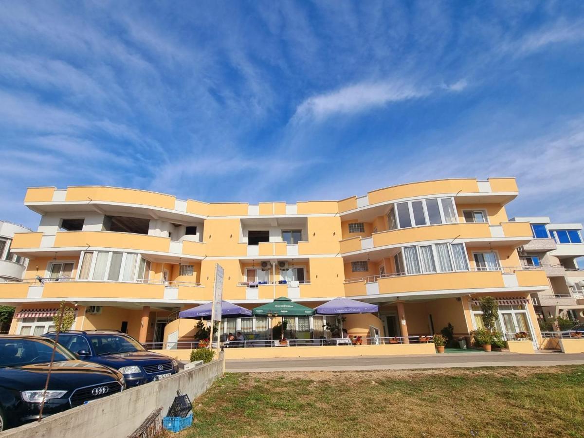 Grandino Holiday Rooms&Apartments Улцинь Экстерьер фото